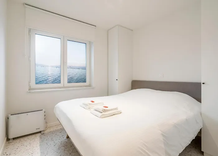 Apartment Luxurious And Unique Design App Centre